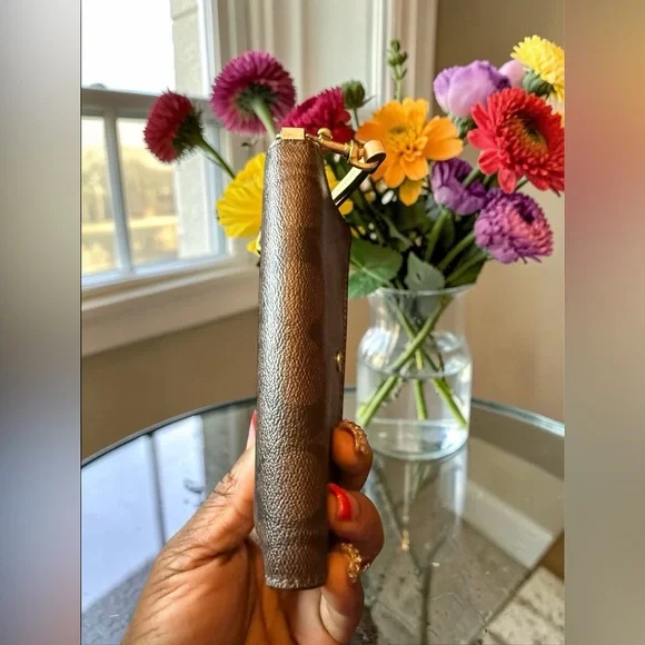 Coach Leather Peyton Tote Bag w/ matching wallet GUC - Picture 11 of 15